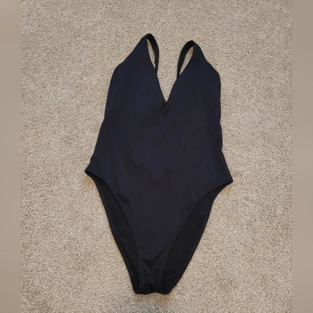 Hollister Women's Black Ribbed V Neck One Piece Swimming Suit Size Medium